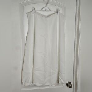 107. Pendleton | White Tencel A‑Line Maxi Skirt with Front Tie – Size Medium